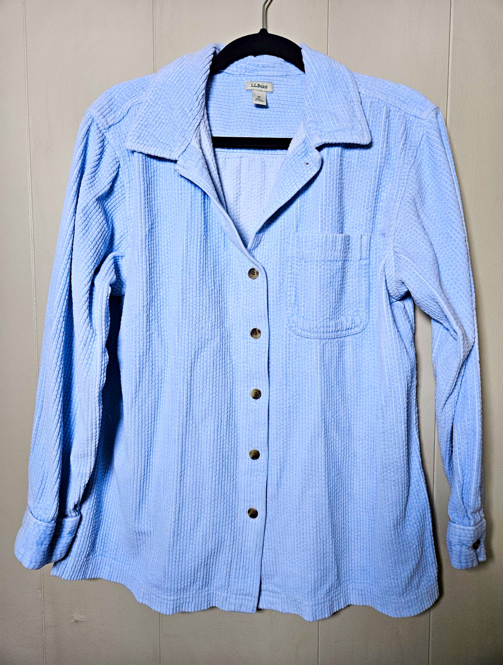 L.L.Bean Size Medium Blue Corduroy Cotton Collared Button Shirt/Jacket
